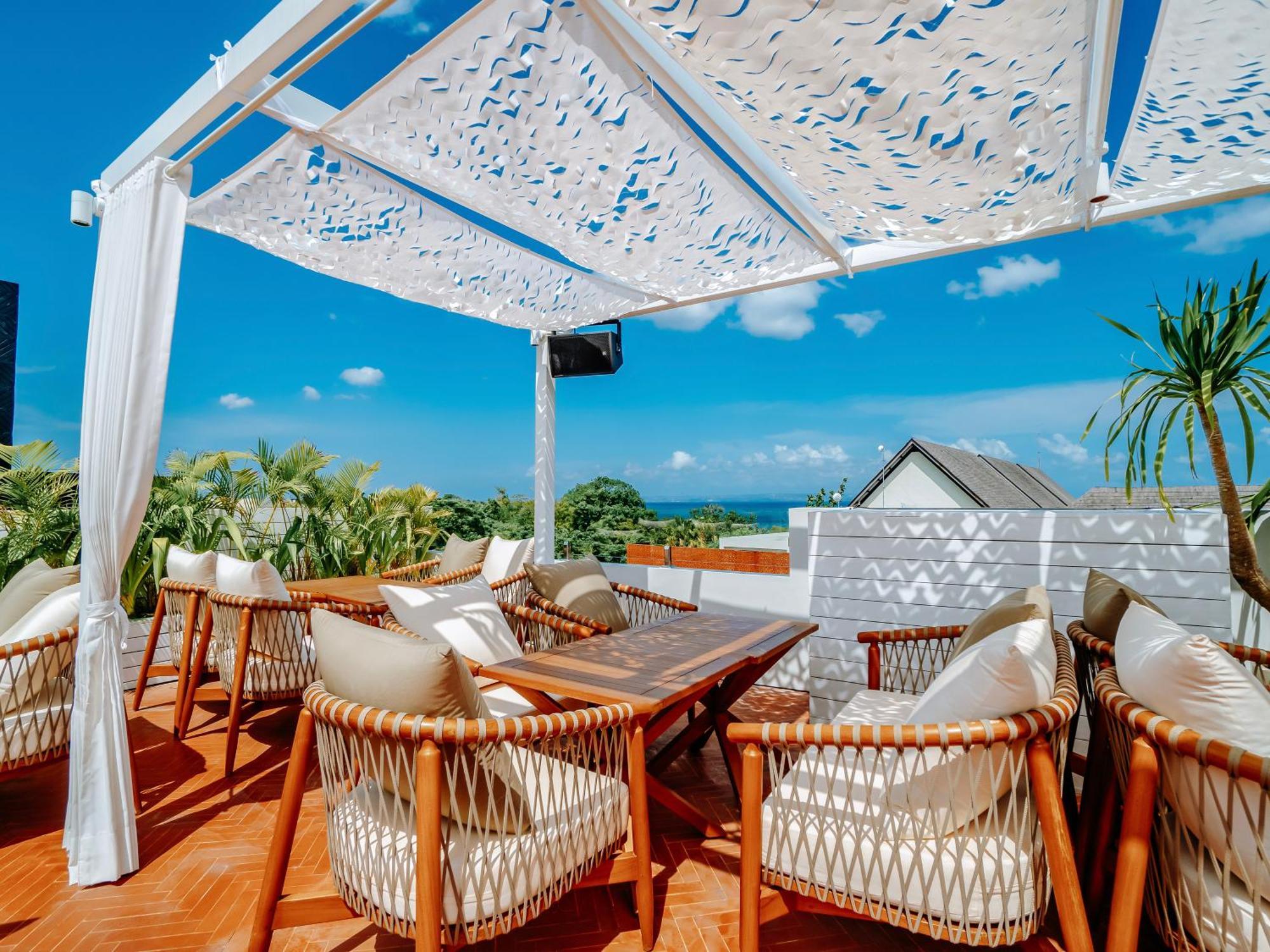 Secana Beachtown Resort & Residences Canggu  Exterior photo