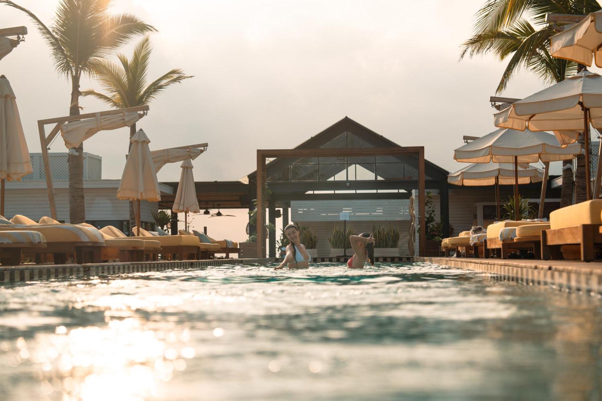 Secana Beachtown Resort & Residences Canggu  Exterior photo